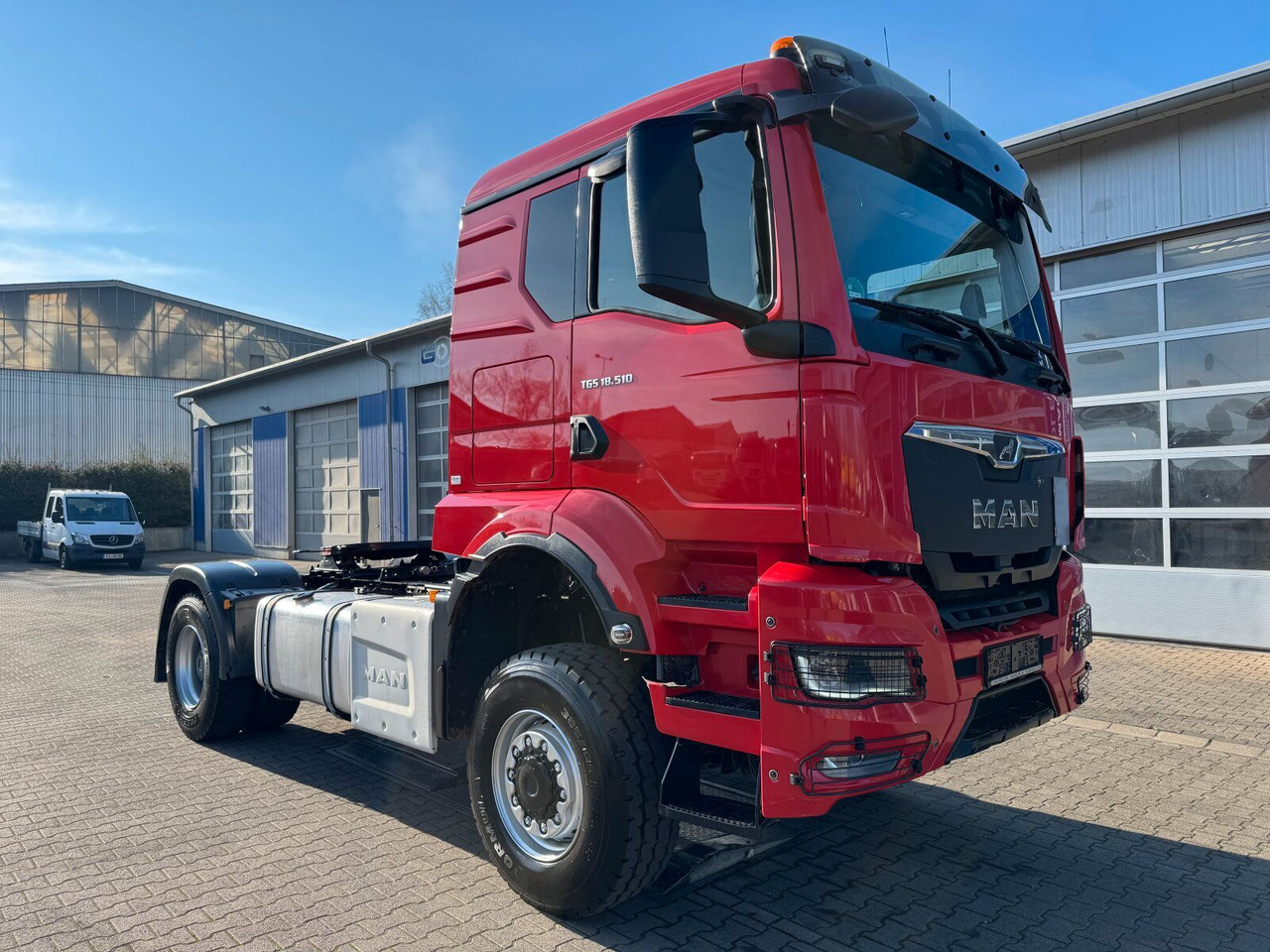 MAN TGS 18.510 4x4 SZM - Kipphyd. Blatt Luft Pritard - Cabeza tractora: foto 1 MAN TGS 18.510 4x4 SZM - Kipphyd. Blatt Luft Pritard - Cabeza tractora: foto 1