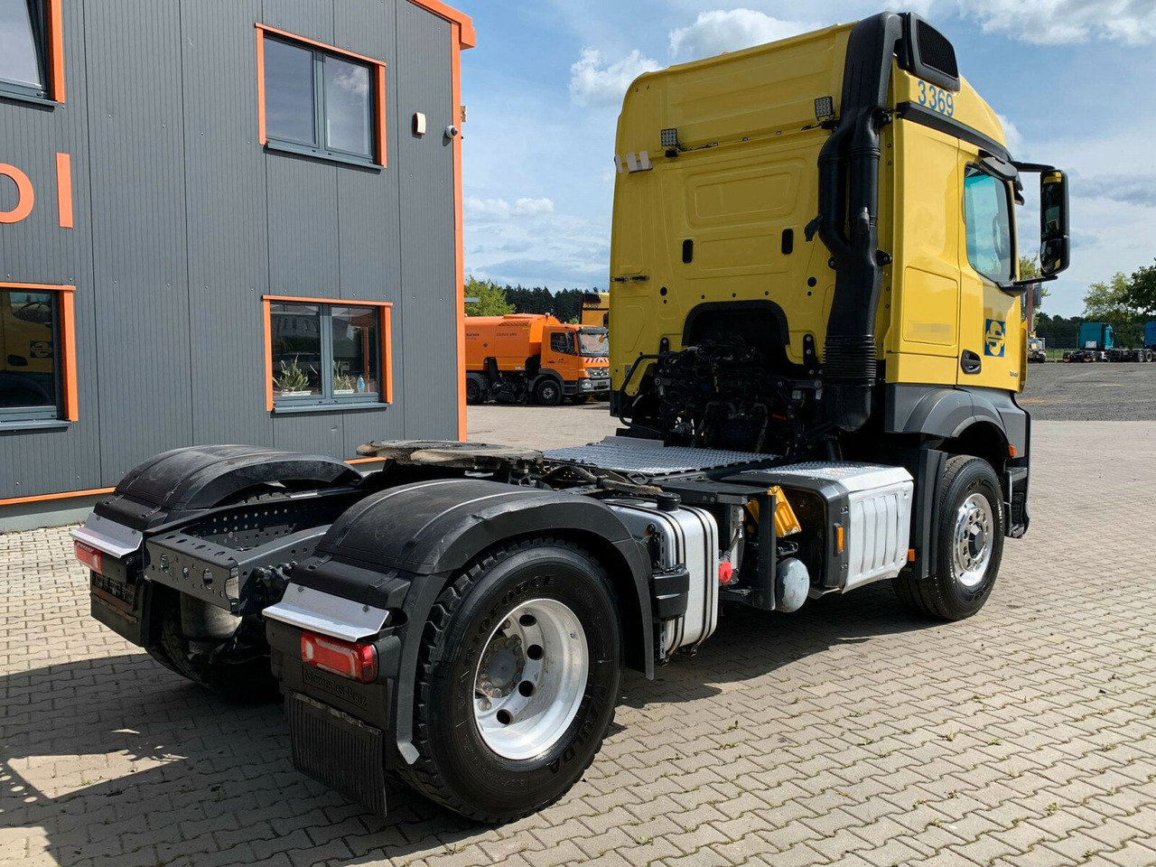 Mercedes-Benz AROCS 1846 4x4 HAD Euro 6 Kipphydraulik - Cabeza tractora: foto 3 Mercedes-Benz AROCS 1846 4x4 HAD Euro 6 Kipphydraulik - Cabeza tractora: foto 3