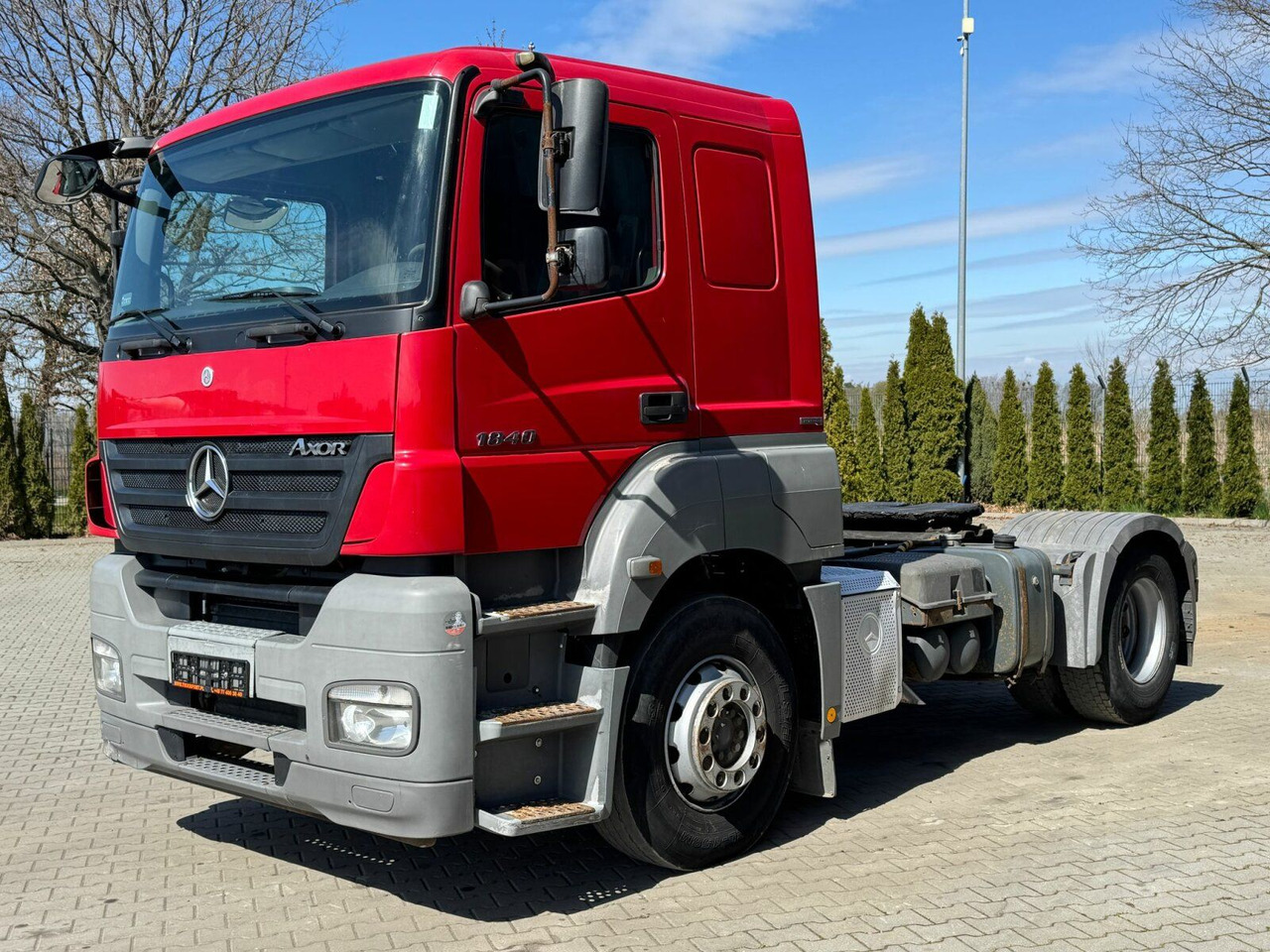 Mercedes-Benz AXOR 1840 4x2 Euro5 SZM Kipphydraulik - Cabeza tractora: foto 2 Mercedes-Benz AXOR 1840 4x2 Euro5 SZM Kipphydraulik - Cabeza tractora: foto 2