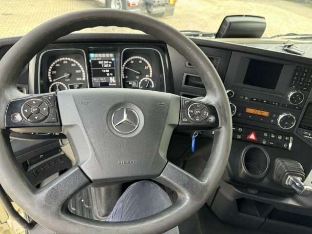 Mercedes-Benz Actros 1840 4x2 SZM Mega *Retarder - Cabeza tractora: foto 5 Mercedes-Benz Actros 1840 4x2 SZM Mega *Retarder - Cabeza tractora: foto 5