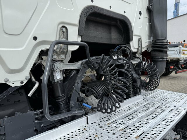 Mercedes-Benz Actros 1846 Euro 6 SZM Retarder - Cabeza tractora: foto 5 Mercedes-Benz Actros 1846 Euro 6 SZM Retarder - Cabeza tractora: foto 5