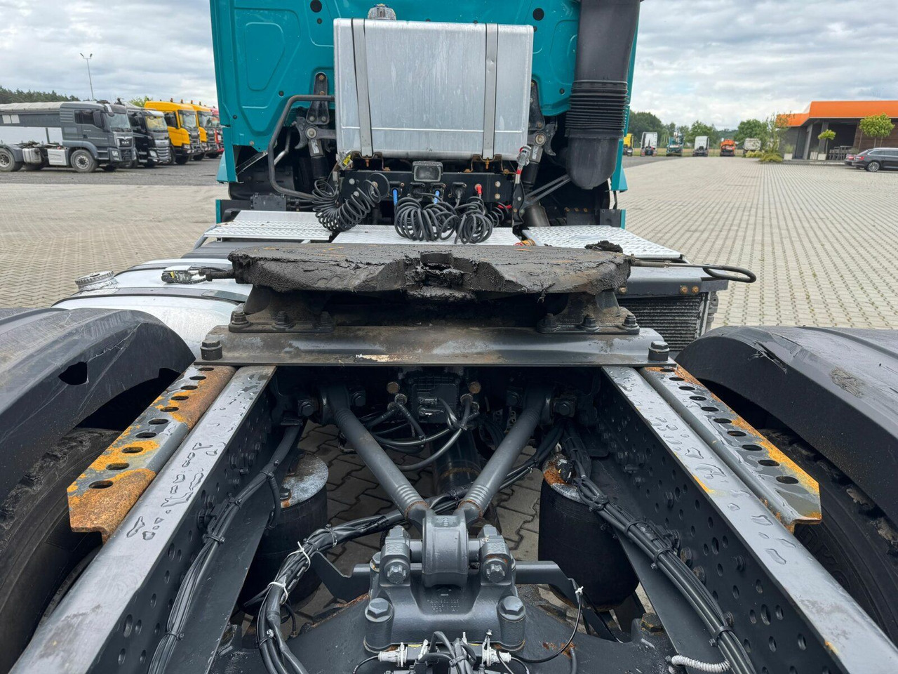 Cabeza tractora Mercedes-Benz Arocs 2142 4x4H SZM Euro 6 Kipphydraulik: foto 14