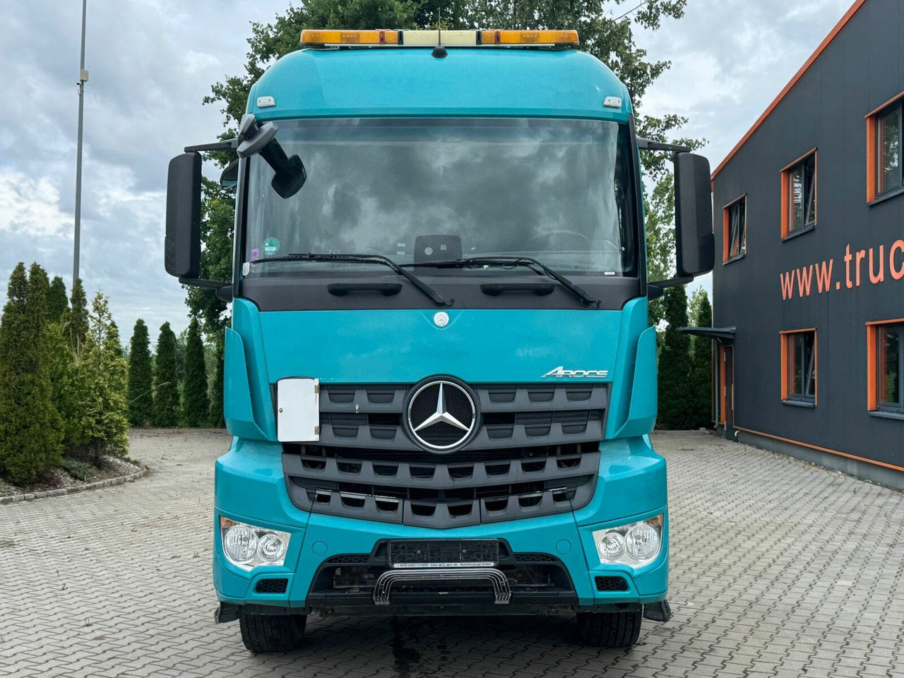 Mercedes-Benz Arocs 2142 4x4H SZM Euro 6 Kipphydraulik - Cabeza tractora: foto 3 Mercedes-Benz Arocs 2142 4x4H SZM Euro 6 Kipphydraulik - Cabeza tractora: foto 3