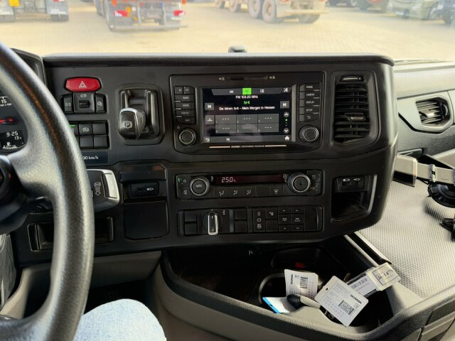 Scania G450 4x2 Euro 6 SZM Kipphydraulik Blatt/ Luft - Cabeza tractora: foto 3 Scania G450 4x2 Euro 6 SZM Kipphydraulik Blatt/ Luft - Cabeza tractora: foto 3