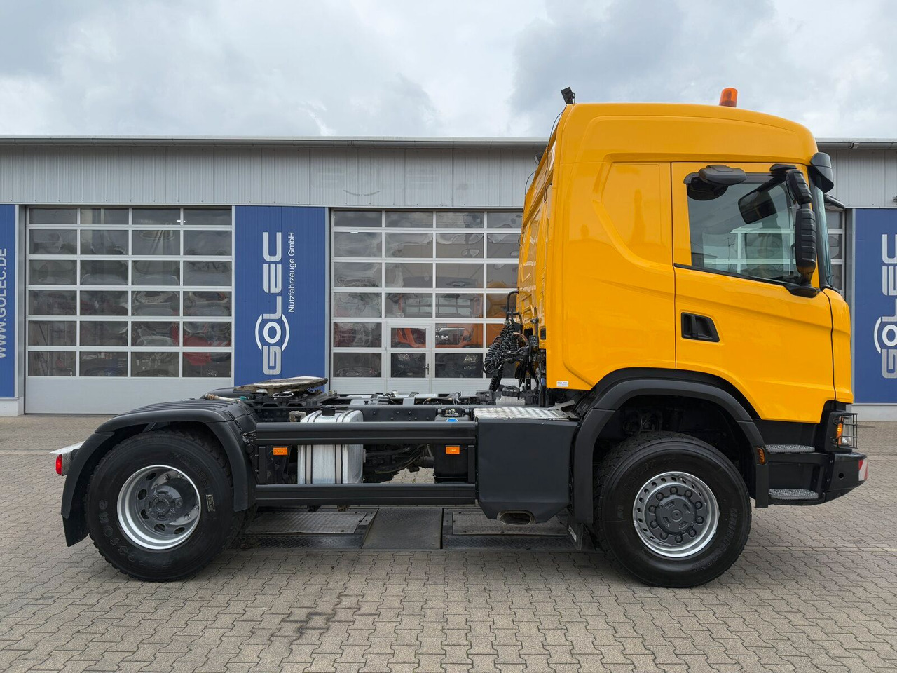 Scania G450 XT 4x4 Euro 6 SZM Kipphydraulik Blatt/ Luft - Cabeza tractora: foto 2 Scania G450 XT 4x4 Euro 6 SZM Kipphydraulik Blatt/ Luft - Cabeza tractora: foto 2