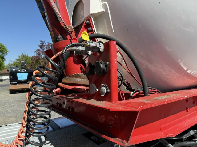 Feldbinder KIP 60.3 Silo 60.000 L 3 Achse ADR - Semirremolque silo: foto 3 Feldbinder KIP 60.3 Silo 60.000 L 3 Achse ADR - Semirremolque silo: foto 3