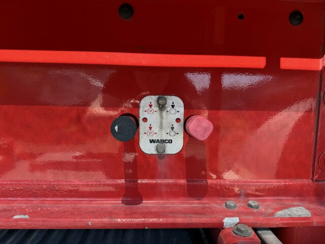 Feldbinder KIP 60.3 Silo 60.000 L 3 Achse ADR - Semirremolque silo: foto 4 Feldbinder KIP 60.3 Silo 60.000 L 3 Achse ADR - Semirremolque silo: foto 4