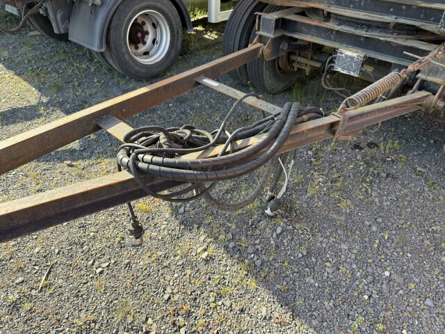 Remolque cisterna Hüffermann HSD181D Tankanhänger für nicht GGVS Güter: foto 12 Remolque cisterna Hüffermann HSD181D Tankanhänger für nicht GGVS Güter: foto 12