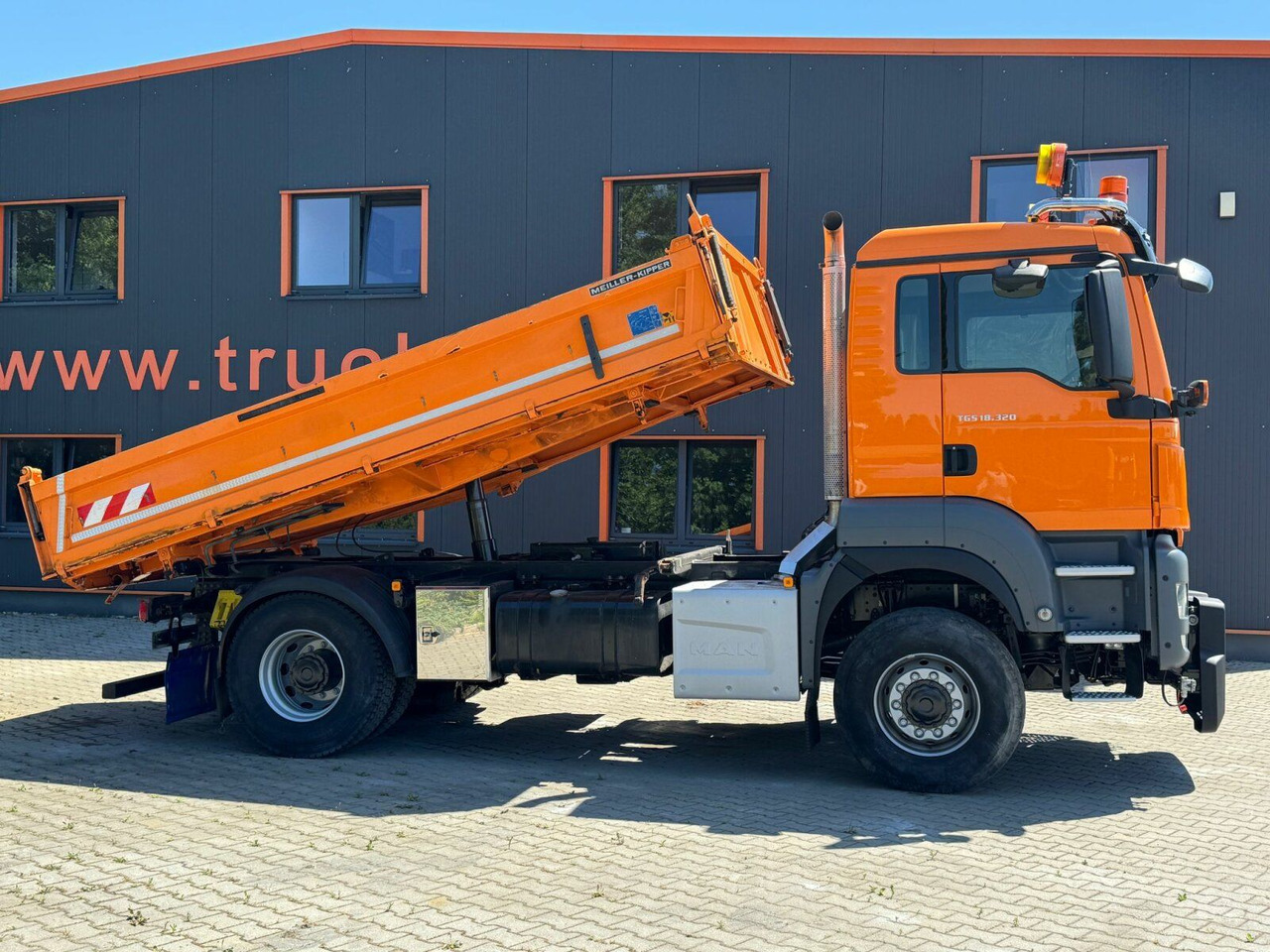 Camión volquete MAN TGS 18.320 4x4 BL Euro 6 Kipper + Winterdienst: foto 18