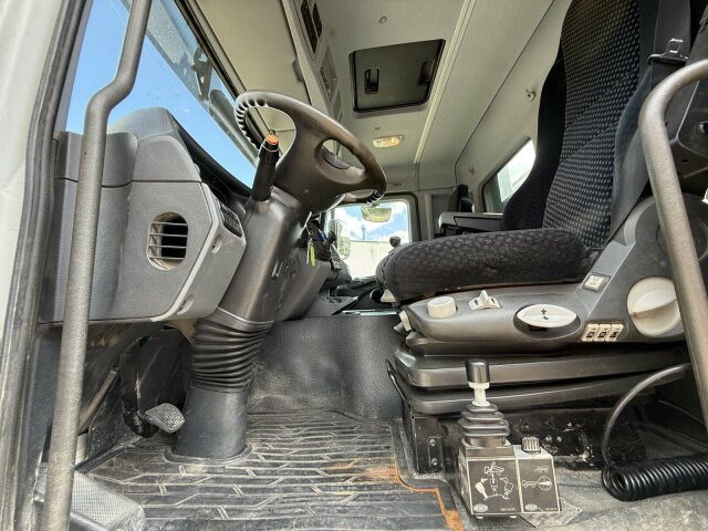 Mercedes-Benz ACTROS 26.440 6x4 Meiller Kipper Retarder - Camión volquete: foto 5 Mercedes-Benz ACTROS 26.440 6x4 Meiller Kipper Retarder - Camión volquete: foto 5