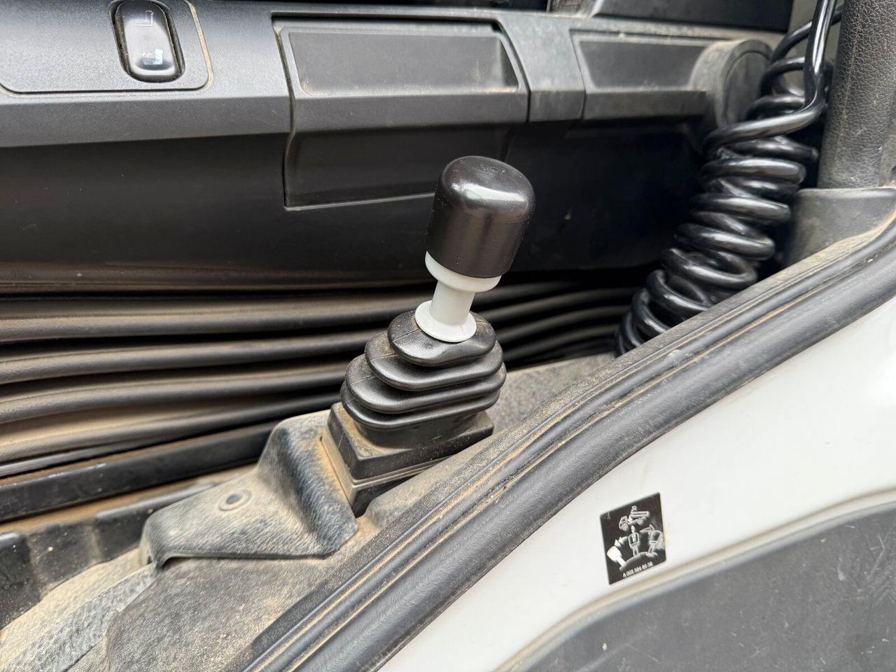 Camión portacontenedor de cadenas Mercedes-Benz AROCS 4145 8x8 Meiller Muldenkipper: foto 19