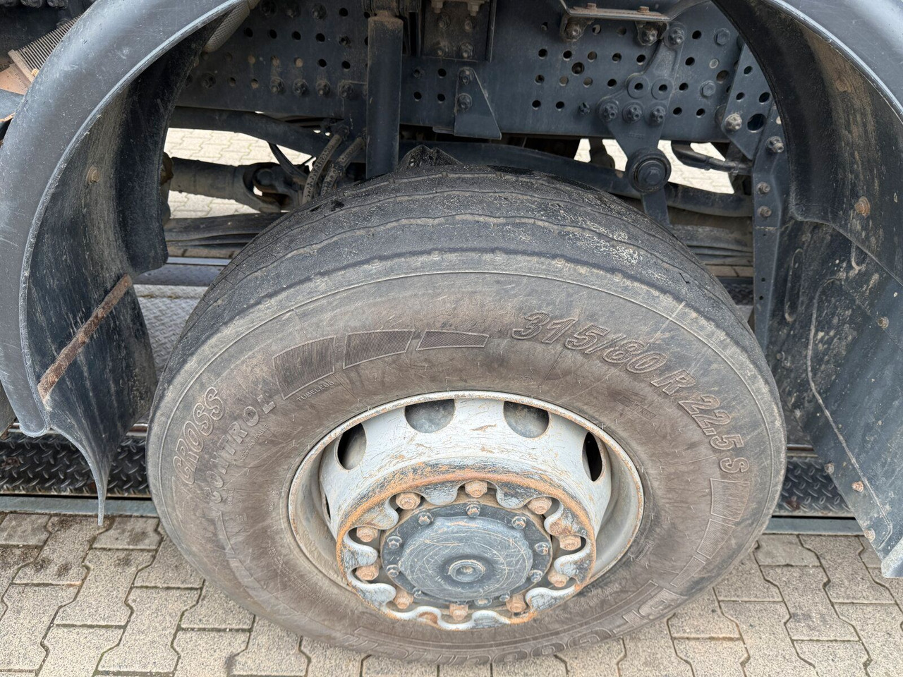 Camión portacontenedor de cadenas Mercedes-Benz AROCS 4145 8x8 Meiller Muldenkipper: foto 30