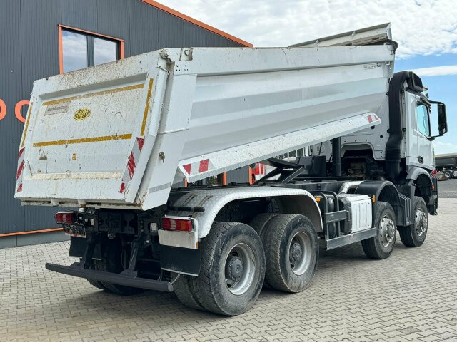 Mercedes-Benz AROCS 4145 8x8 Meiller Muldenkipper - Camión volquete: foto 3 Mercedes-Benz AROCS 4145 8x8 Meiller Muldenkipper - Camión volquete: foto 3