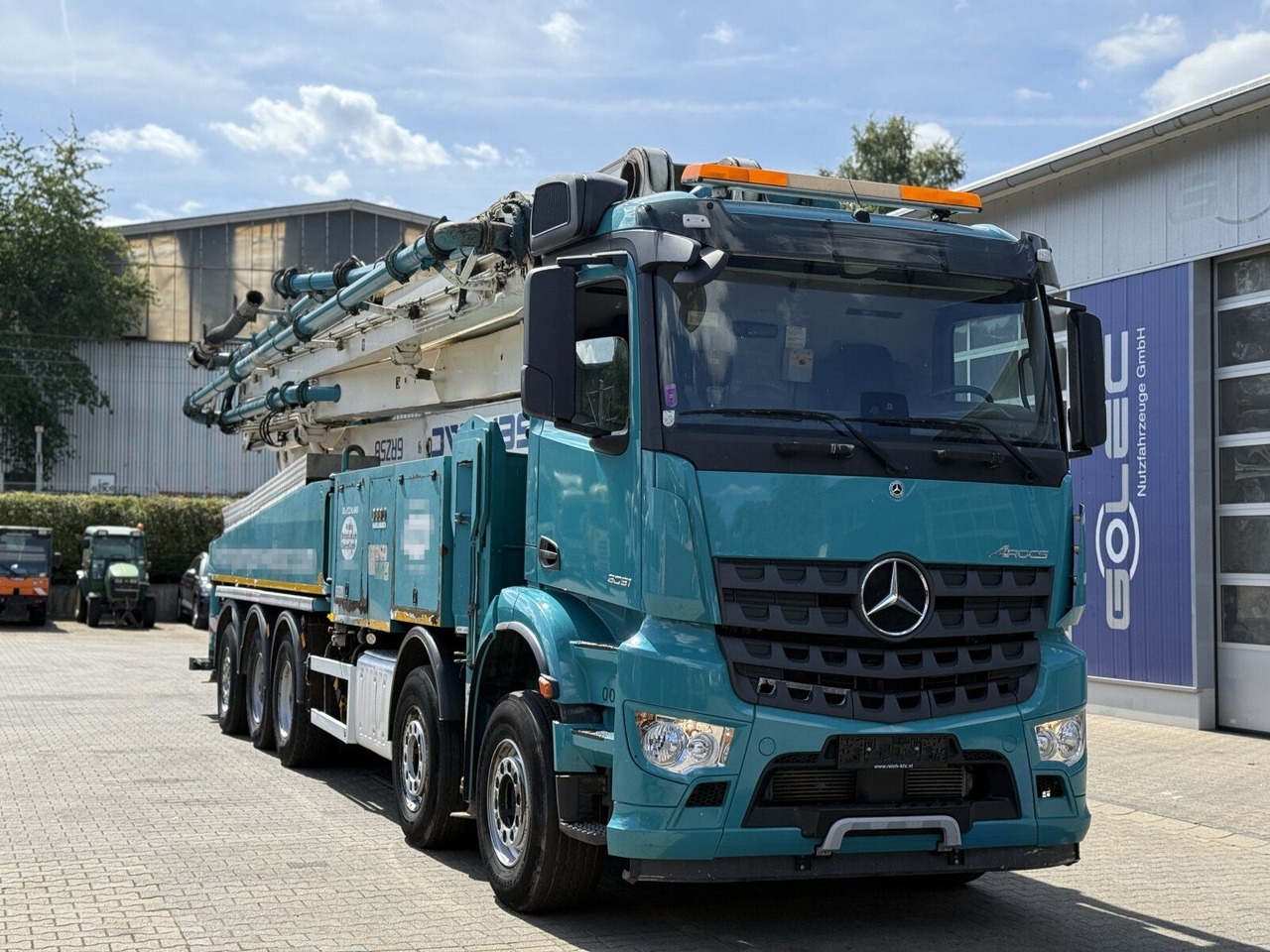 Mercedes-Benz AROCS 5051 10x6 Euro 6 Betonpumpe SERMAC 6RZ56 - Camión bomba de hormigón: foto 1 Mercedes-Benz AROCS 5051 10x6 Euro 6 Betonpumpe SERMAC 6RZ56 - Camión bomba de hormigón: foto 1