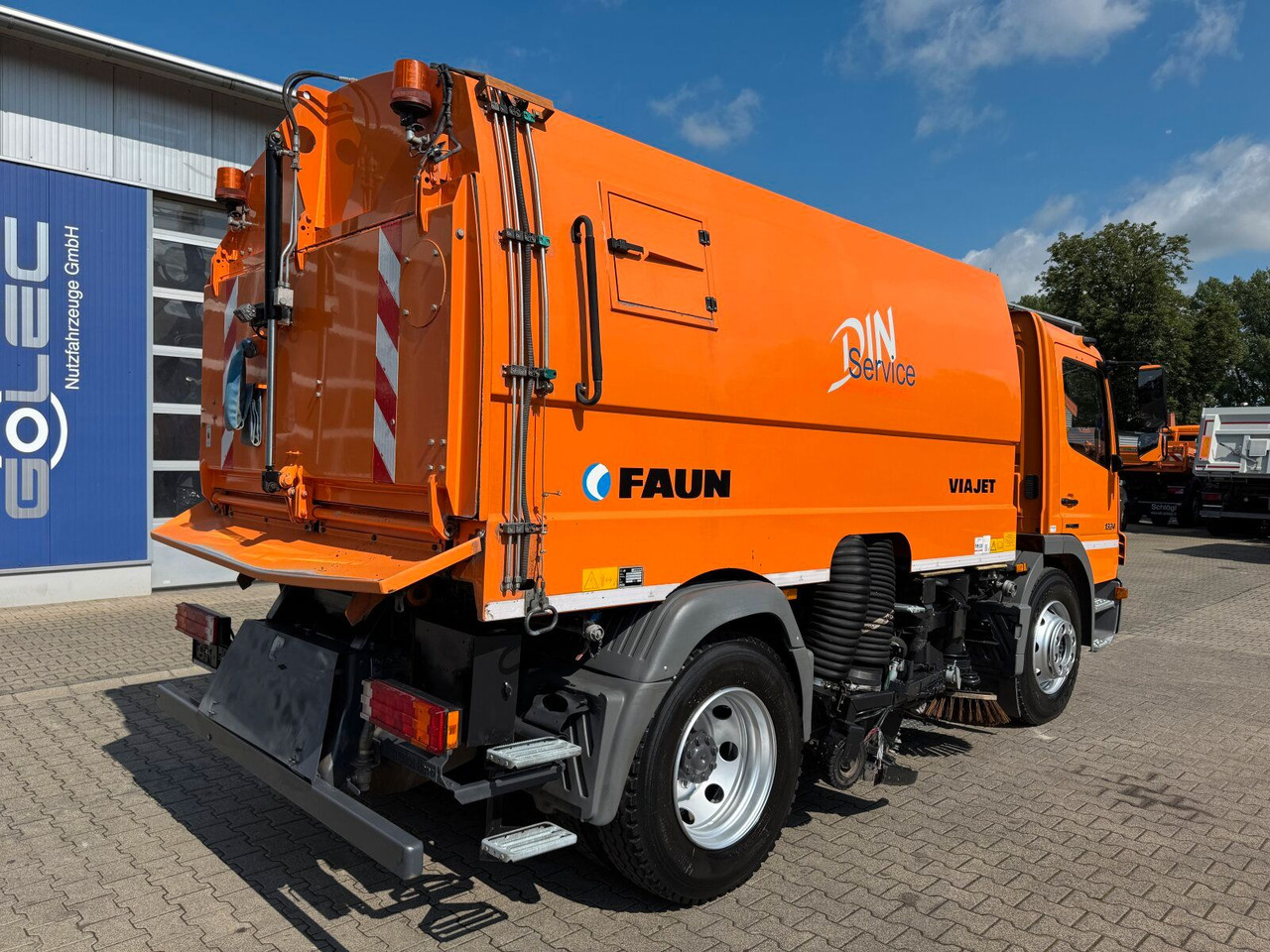 Mercedes-Benz ATEGO 1324 4x2 Kehrmaschine FAUN Viajet 6R/H - Barredora vial: foto 5 Mercedes-Benz ATEGO 1324 4x2 Kehrmaschine FAUN Viajet 6R/H - Barredora vial: foto 5