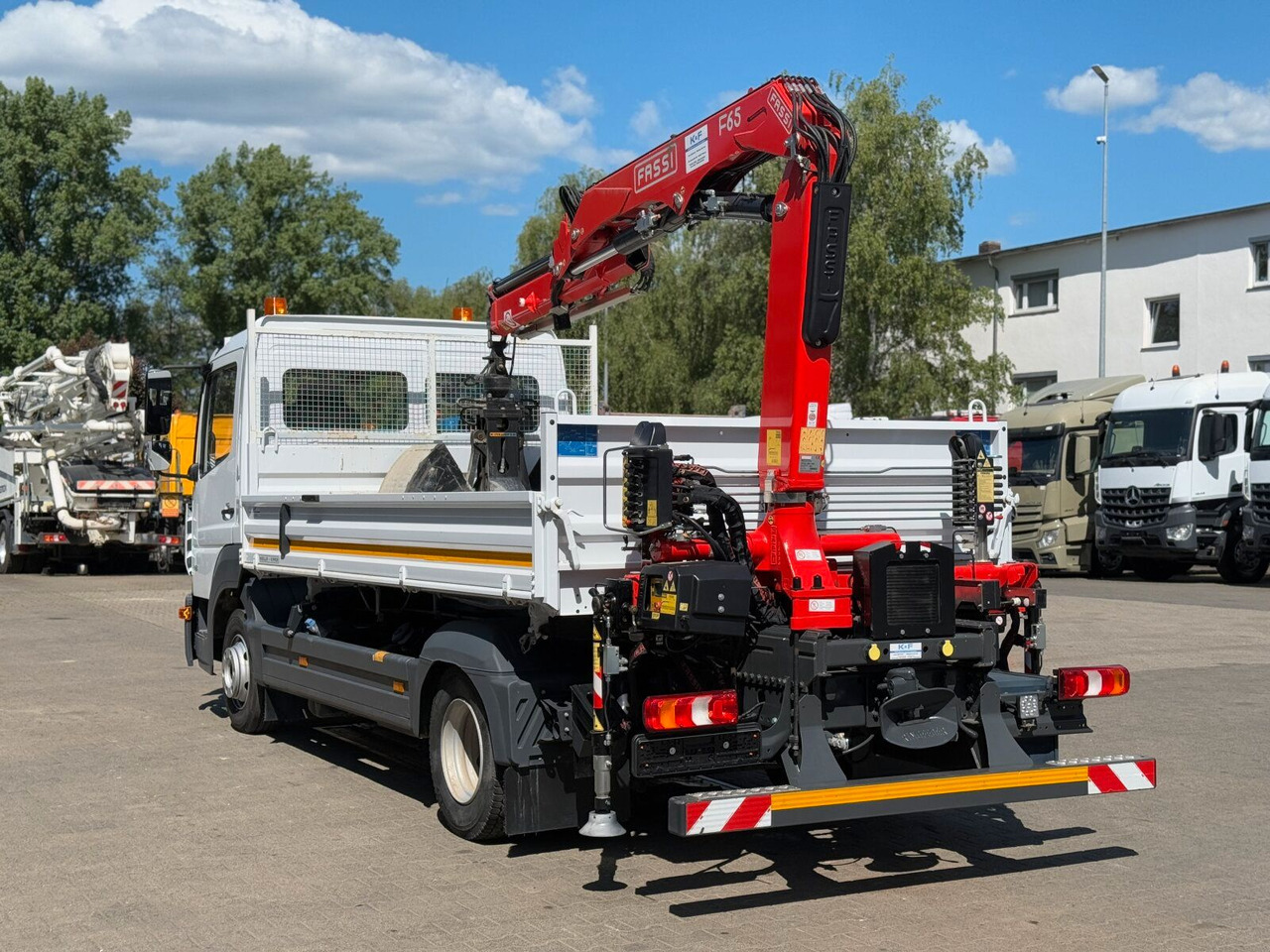 Camión grúa Mercedes-Benz ATEGO 818 4x2 Euro 6 Kipper Kran FASSI F65B.0.22: foto 9