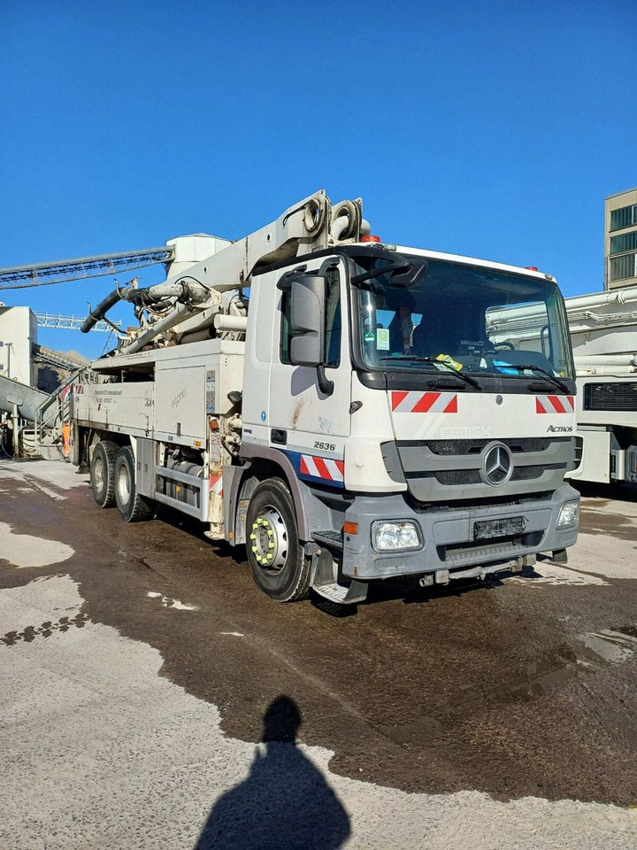 Mercedes-Benz Actros 2636 6x4 Betonpumpe Putzmeister 24-4 16H - Camión bomba de hormigón: foto 1 Mercedes-Benz Actros 2636 6x4 Betonpumpe Putzmeister 24-4 16H - Camión bomba de hormigón: foto 1