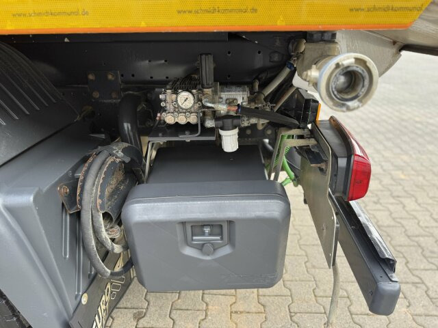 Mercedes-Benz Atego 1324 4x2 Kehrmaschine Schmidt SKF S7B 7 m³ - Barredora vial: foto 4 Mercedes-Benz Atego 1324 4x2 Kehrmaschine Schmidt SKF S7B 7 m³ - Barredora vial: foto 4