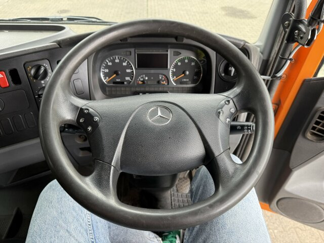 Barredora vial Mercedes-Benz Atego 1324 4x2 Kehrmaschine Viajet 6R/L: foto 15