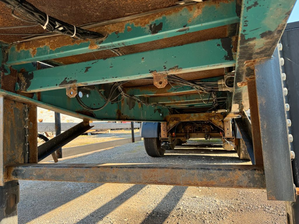 Schwarzmüller HS 3/E Langmaterial Holz 3 Achse 35.000 Kg - Semirremolque plataforma/ Caja abierta: foto 5 Schwarzmüller HS 3/E Langmaterial Holz 3 Achse 35.000 Kg - Semirremolque plataforma/ Caja abierta: foto 5