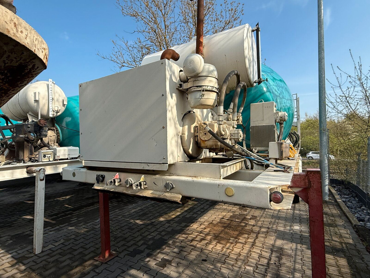Betonmischer-Auflieger Stetter 10 m³ mit Motor - Semirremolque: foto 4 Betonmischer-Auflieger Stetter 10 m³ mit Motor - Semirremolque: foto 4
