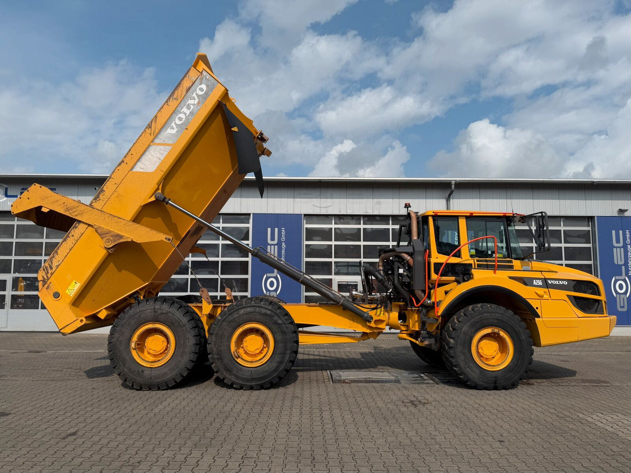 Volvo A25G Dumper 9.722 h Baujahr 2021 - Camión portacontenedor de cadenas: foto 4 Volvo A25G Dumper 9.722 h Baujahr 2021 - Camión portacontenedor de cadenas: foto 4