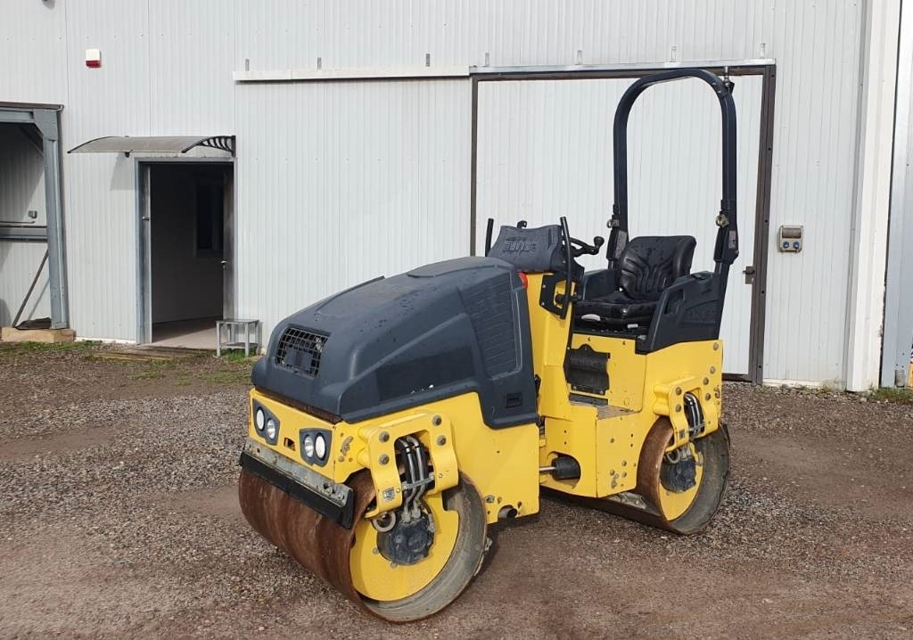 Bomag BW 100 AD M-5 - Apisonadora de asfalto: foto 4 Bomag BW 100 AD M-5 - Apisonadora de asfalto: foto 4