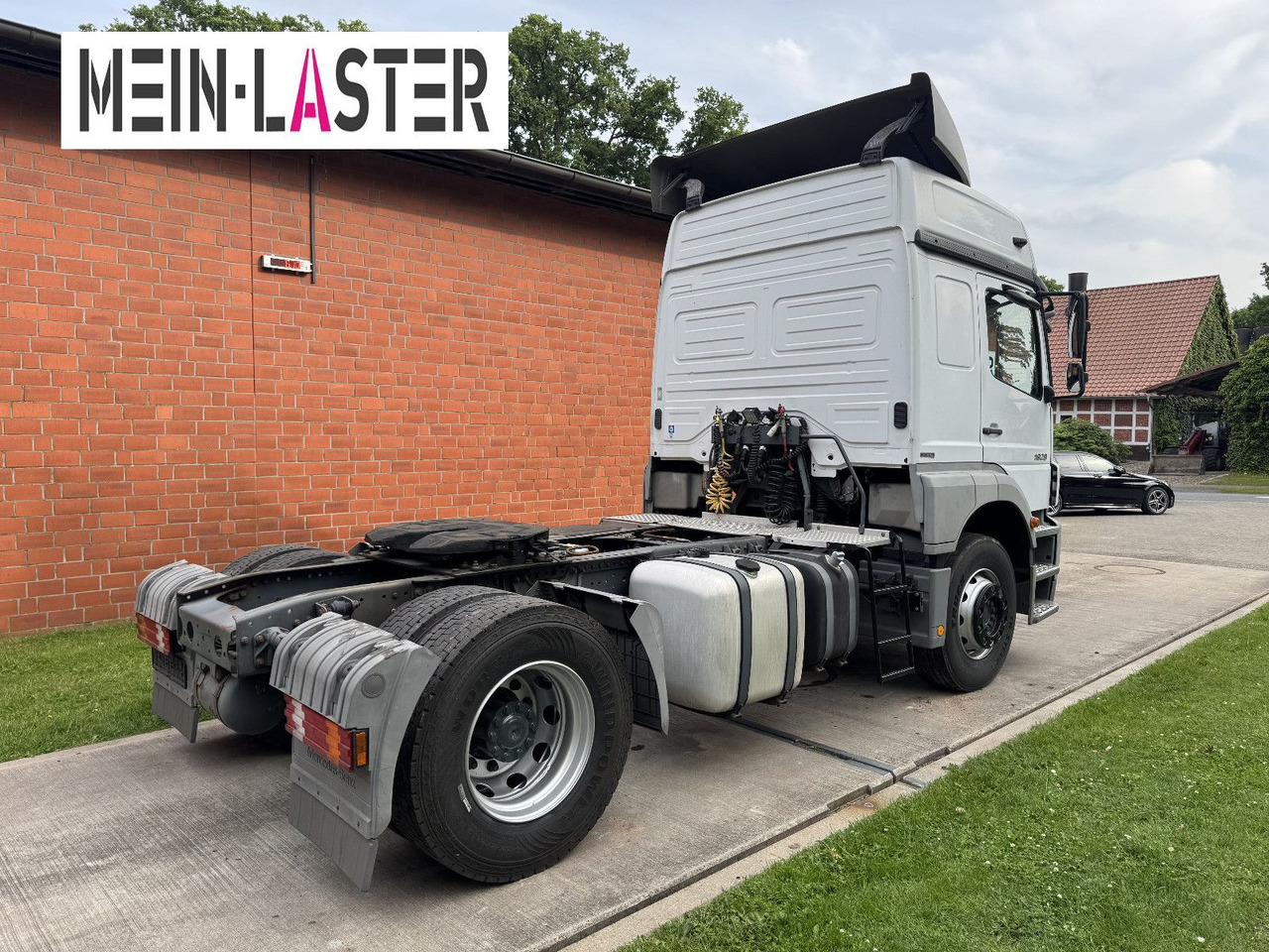 Mercedes-Benz Axor 1829 nur 170.070 km Bett Klima - Cabeza tractora: foto 4 Mercedes-Benz Axor 1829 nur 170.070 km Bett Klima - Cabeza tractora: foto 4