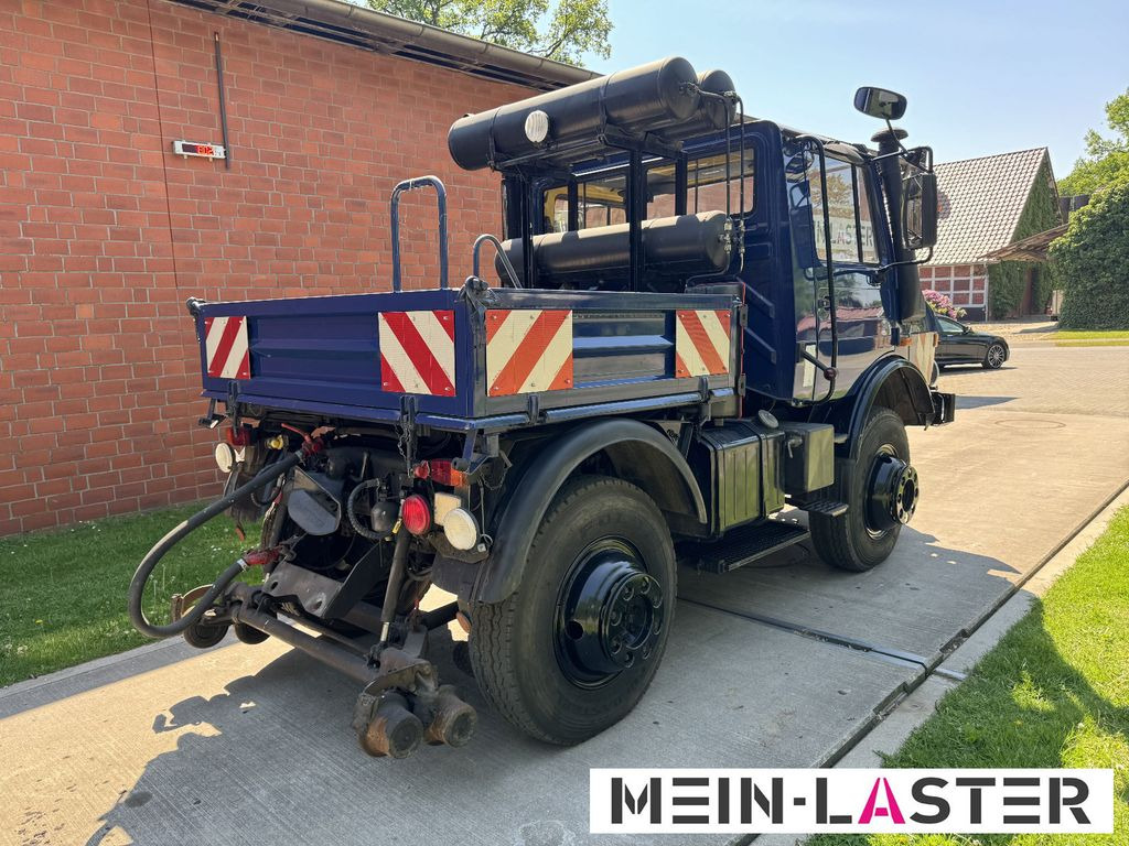 Mercedes-Benz U 1600 Zweiweg ZW 100 AHK 600t nur 14.084 km - Camión: foto 5 Mercedes-Benz U 1600 Zweiweg ZW 100 AHK 600t nur 14.084 km - Camión: foto 5
