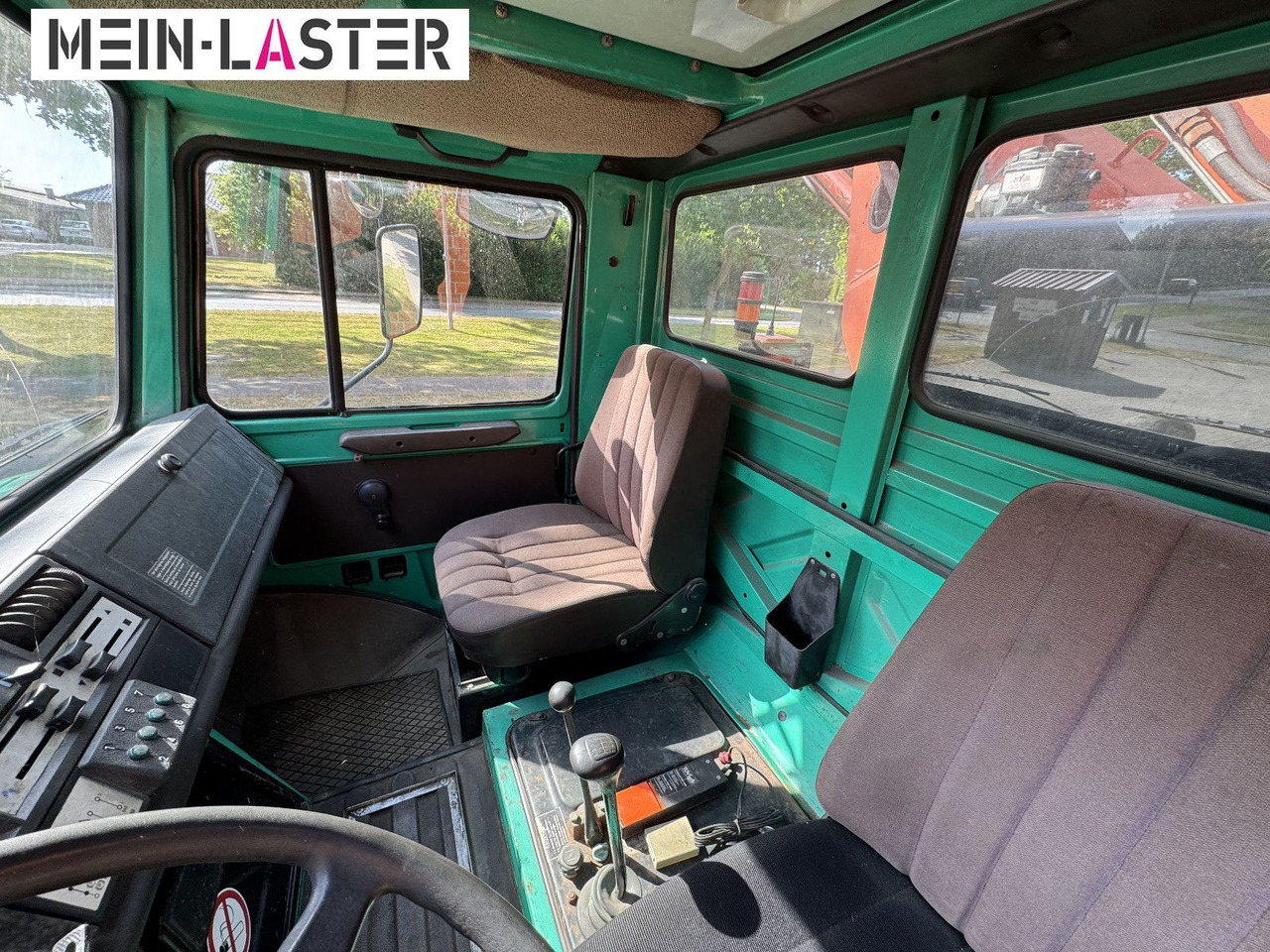 Leasing para Unimog U 1200 Atlas 75.2 Kran 14 m Funk FB *1. Hand Unimog U 1200 Atlas 75.2 Kran 14 m Funk FB *1. Hand: foto 20 Leasing para Unimog U 1200 Atlas 75.2 Kran 14 m Funk FB *1. Hand Unimog U 1200 Atlas 75.2 Kran 14 m Funk FB *1. Hand: foto 20