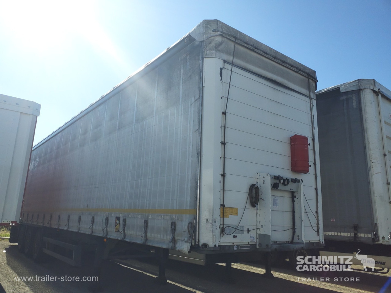 SCHMITZ Curtainsider Standard - Semirremolque lona: foto 1 SCHMITZ Curtainsider Standard - Semirremolque lona: foto 1