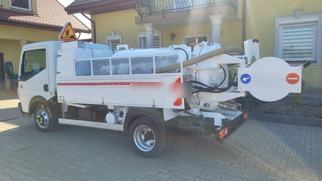 Renault Maxity 140dxi HUVER COMBI - Limpieza de alcantarillado: foto 1 Renault Maxity 140dxi HUVER COMBI - Limpieza de alcantarillado: foto 1