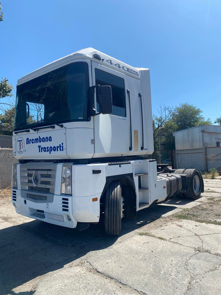 RENAULT Magnum 440 - Cabeza tractora: foto 3 RENAULT Magnum 440 - Cabeza tractora: foto 3