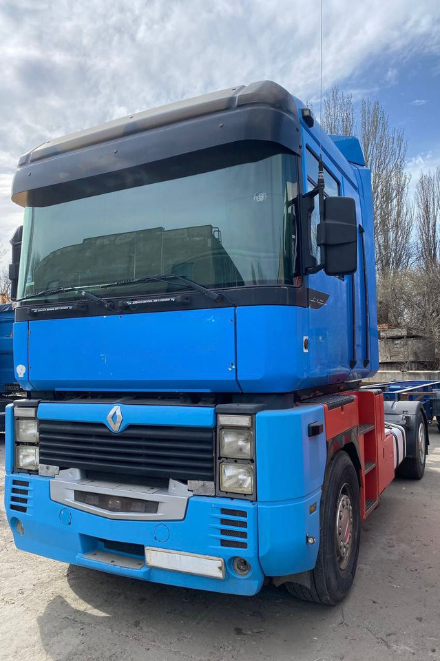 RENAULT Magnum 480 - Cabeza tractora: foto 3 RENAULT Magnum 480 - Cabeza tractora: foto 3