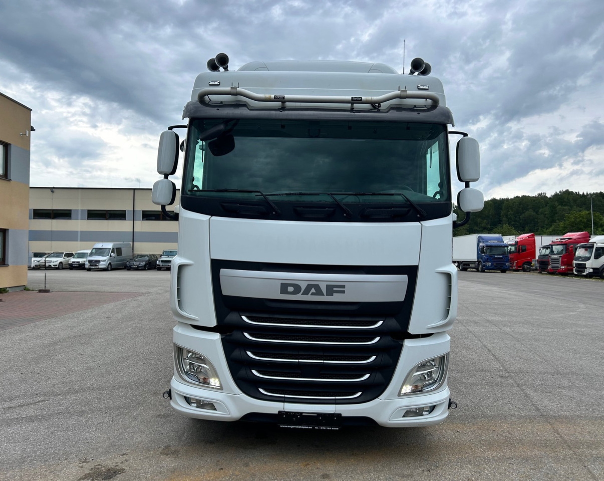 DAF XF510 - Camión frigorífico: foto 3 DAF XF510 - Camión frigorífico: foto 3