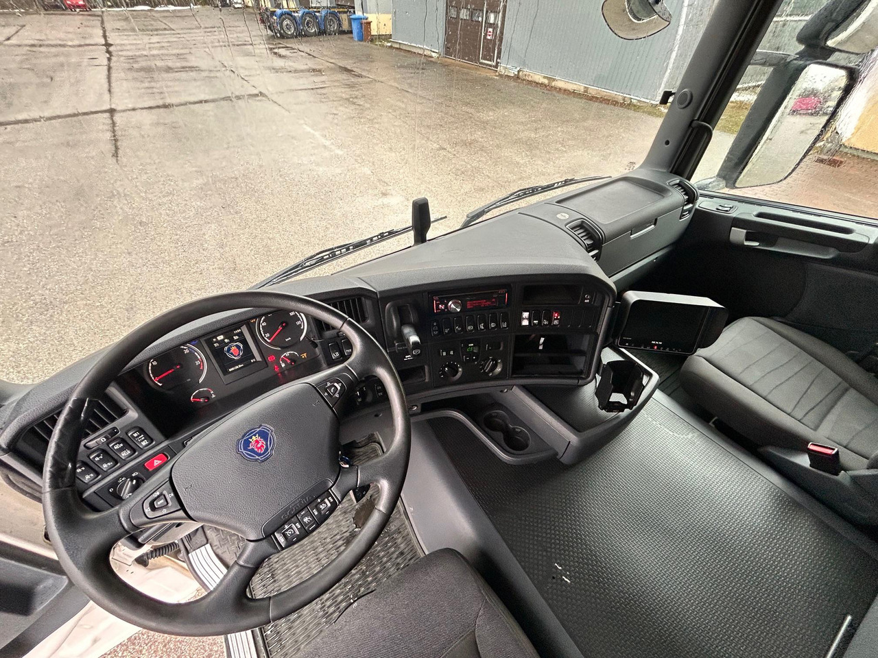 Camión frigorífico SCANIA G450: foto 6