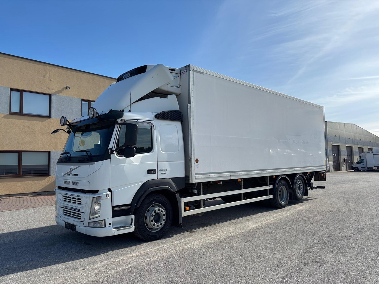 VOLVO FM460 - Camión frigorífico: foto 2 VOLVO FM460 - Camión frigorífico: foto 2