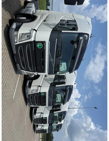 Volvo FH 13.420 FH420 XL cab / 4 units available - Cabeza tractora: foto 1 Volvo FH 13.420 FH420 XL cab / 4 units available - Cabeza tractora: foto 1