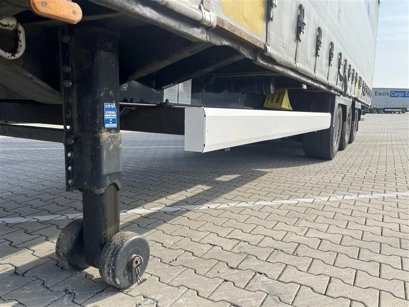 Krone 150x 2015 XL MEGA P400 HUCKEPACK - Semirremolque caja cerrada: foto 5 Krone 150x 2015 XL MEGA P400 HUCKEPACK - Semirremolque caja cerrada: foto 5