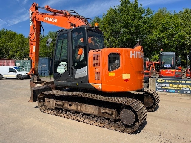 Hitachi ZX 135 US 5-B - Excavadora de cadenas: foto 5 Hitachi ZX 135 US 5-B - Excavadora de cadenas: foto 5
