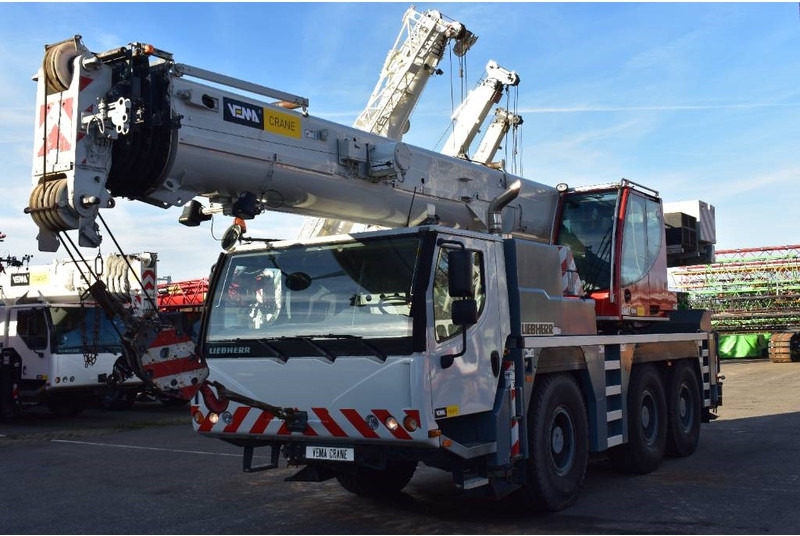 Liebherr LTM 1050-3.1 - Grúa todo terreno: foto 2 Liebherr LTM 1050-3.1 - Grúa todo terreno: foto 2