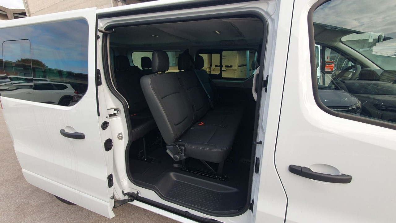 Renault Trafic Passenger Grand Intens dCi 150 - Furgoneta de pasajeros: foto 5 Renault Trafic Passenger Grand Intens dCi 150 - Furgoneta de pasajeros: foto 5