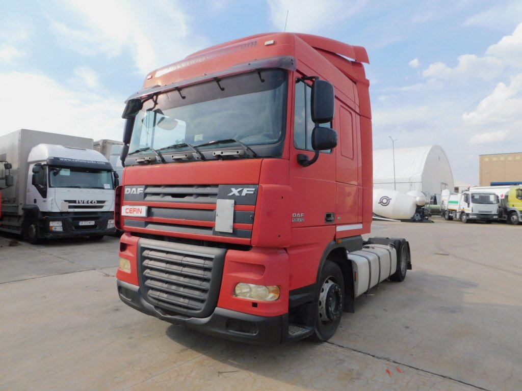 Daf Xf 105410 - Cabeza tractora: foto 1 Daf Xf 105410 - Cabeza tractora: foto 1