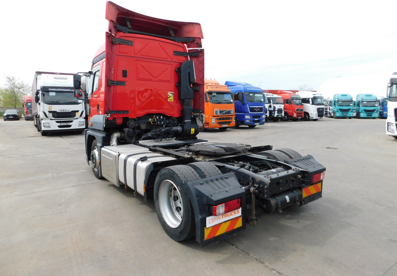 Ford 1848t 4x2 scab e6 12tx2620 - Cabeza tractora: foto 4 Ford 1848t 4x2 scab e6 12tx2620 - Cabeza tractora: foto 4