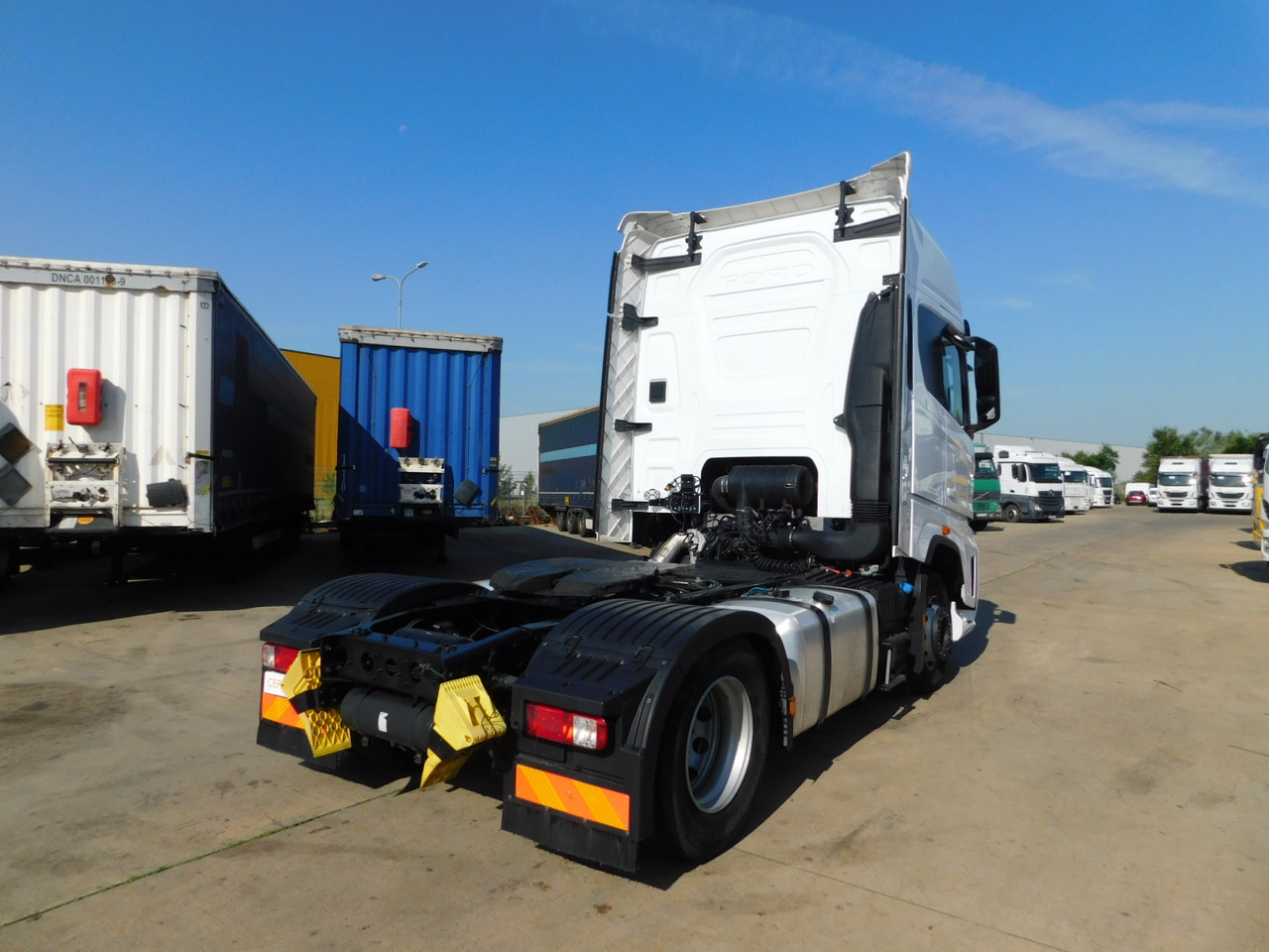Ford F max 4x2 scab e6 12tx2620 ecotorq - Cabeza tractora: foto 3 Ford F max 4x2 scab e6 12tx2620 ecotorq - Cabeza tractora: foto 3
