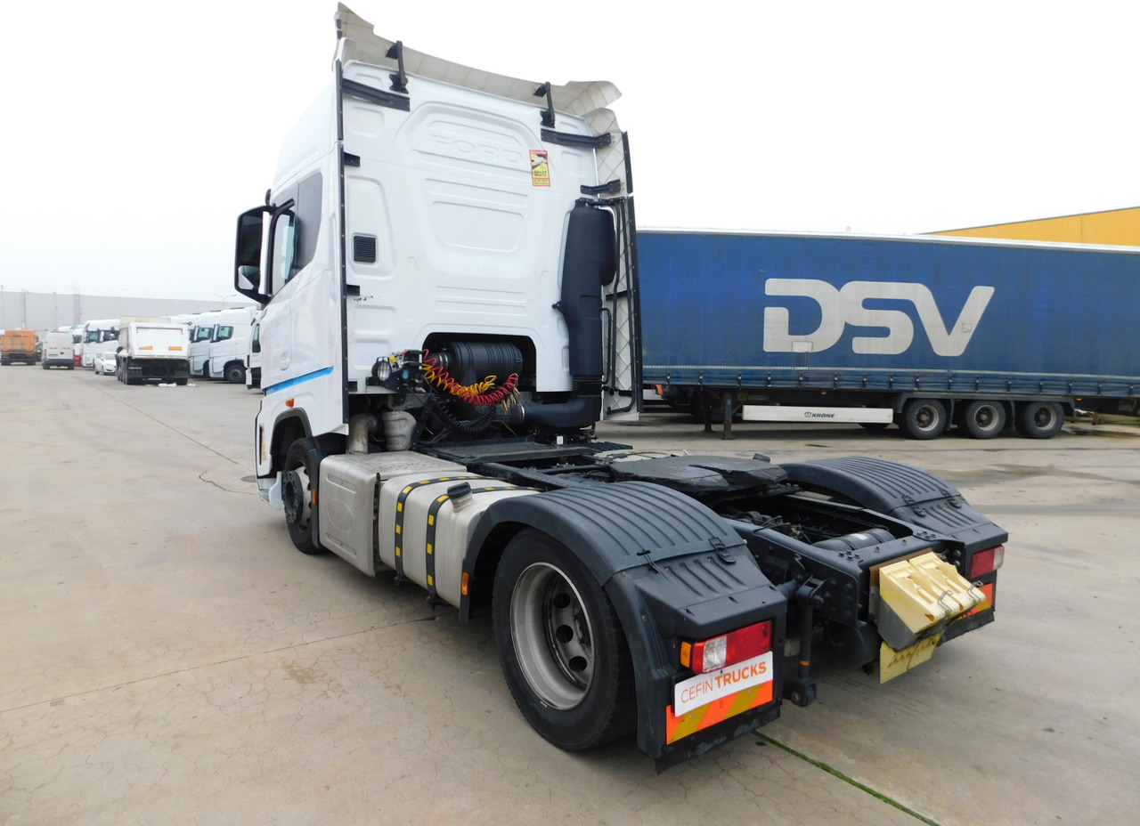 Ford F max ll 4x2 scab e6 12tx2620 - Cabeza tractora: foto 4 Ford F max ll 4x2 scab e6 12tx2620 - Cabeza tractora: foto 4