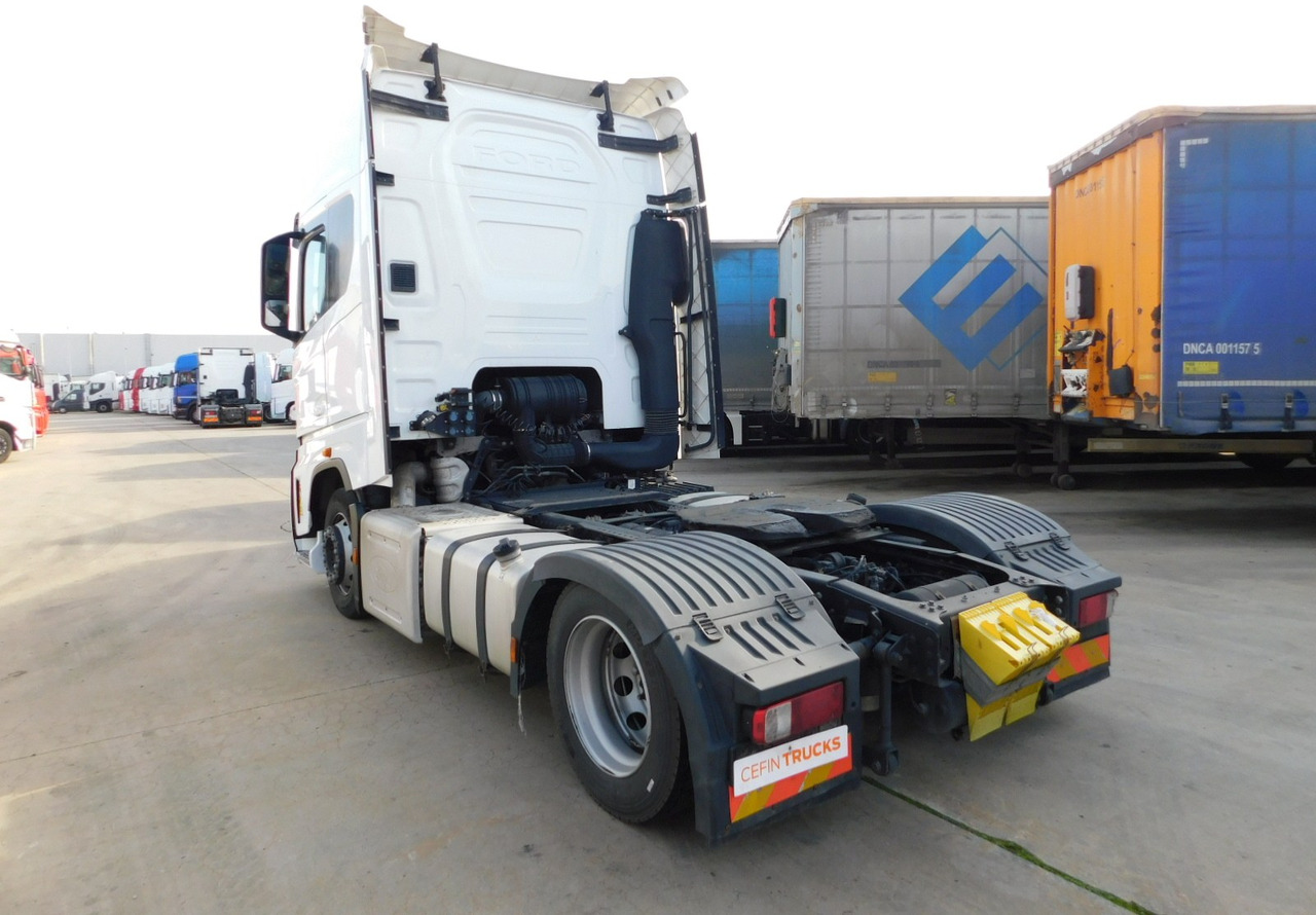 Ford F max ll 4x2 scab e6 12tx2620 - Cabeza tractora: foto 4 Ford F max ll 4x2 scab e6 12tx2620 - Cabeza tractora: foto 4