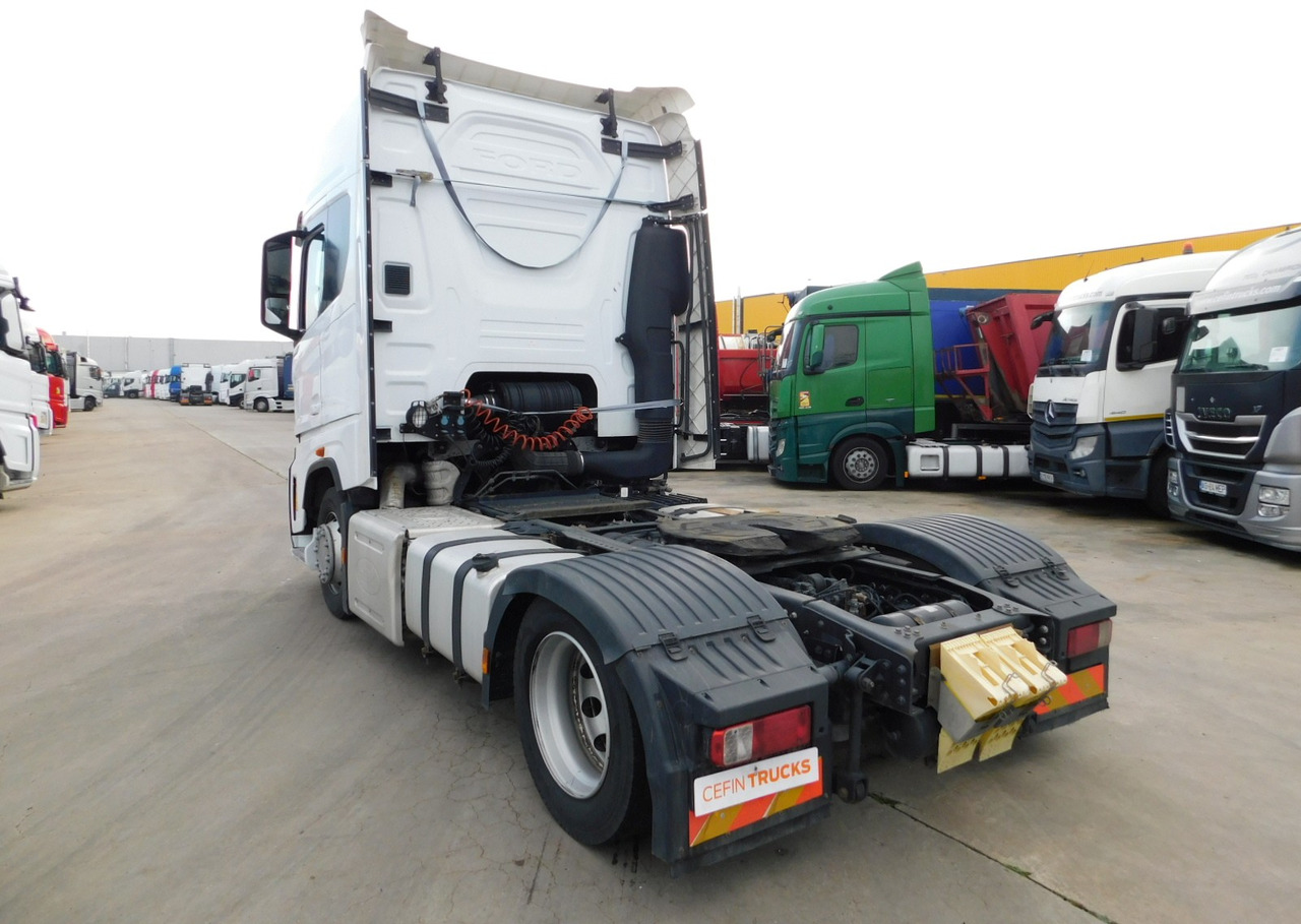 Ford F max ll 4x2 scab e6 12tx2620 - Cabeza tractora: foto 4 Ford F max ll 4x2 scab e6 12tx2620 - Cabeza tractora: foto 4