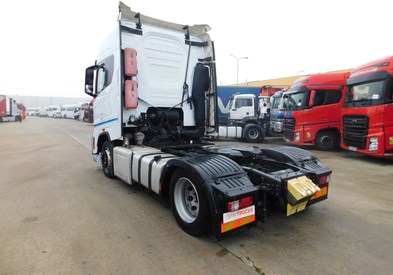 Ford F max ll 4x2 scab e6 12tx2620 - Cabeza tractora: foto 4 Ford F max ll 4x2 scab e6 12tx2620 - Cabeza tractora: foto 4