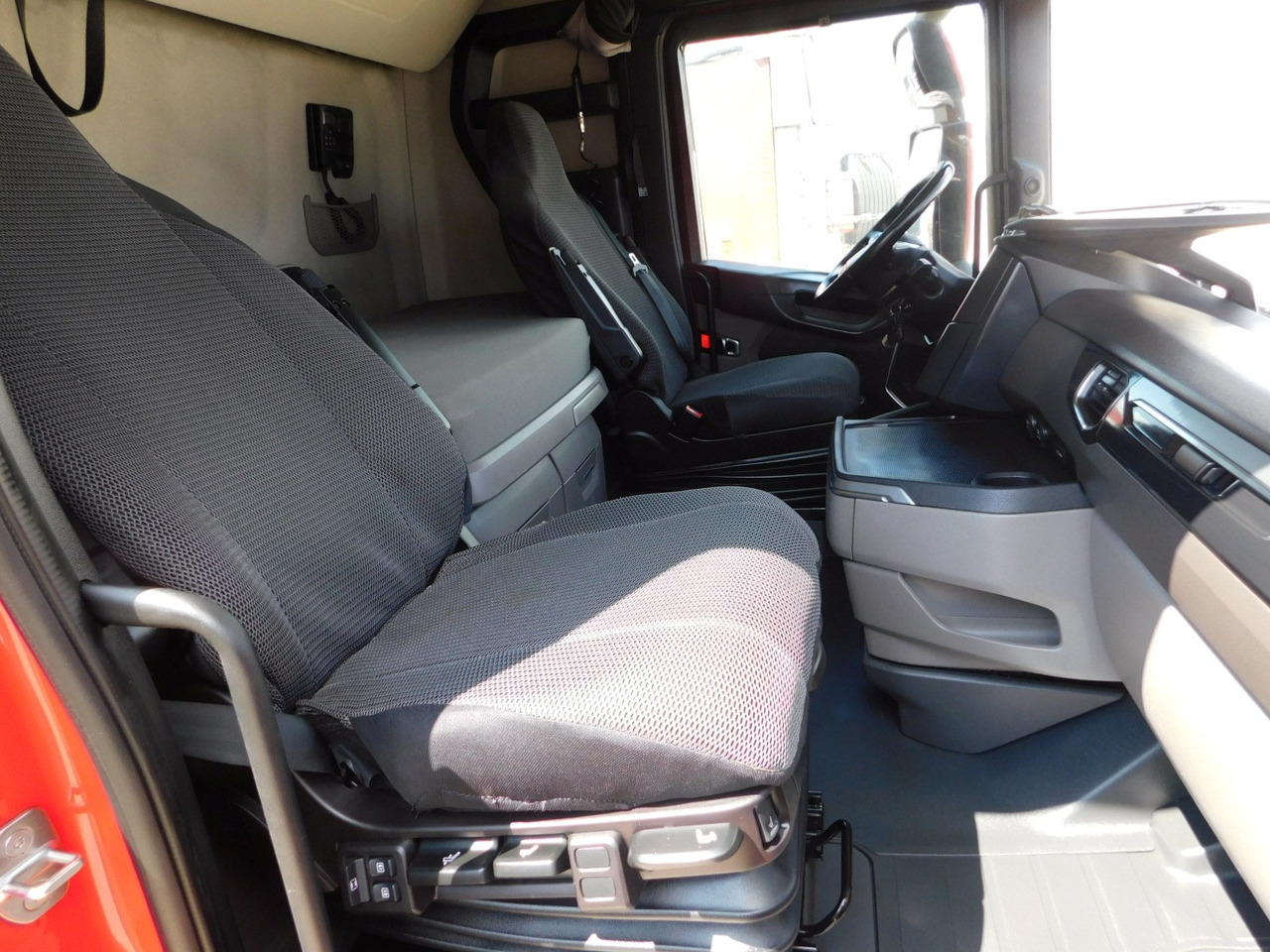 Scania S450 - Cabeza tractora: foto 5 Scania S450 - Cabeza tractora: foto 5